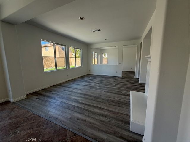 6179 Cedar Creek, Eastvale, CA 92880