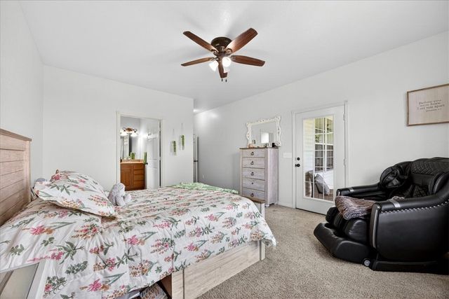 309 Madison 8744, Huntsville, AR 72740