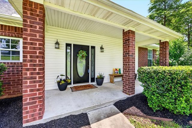 309 Madison 8744, Huntsville, AR 72740
