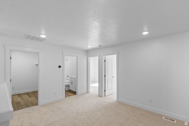 2255 W 1400 N, Farr West, UT 84404