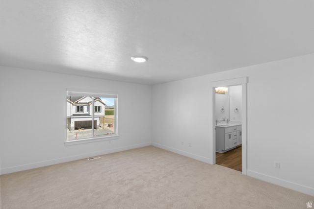 2255 W 1400 N, Farr West, UT 84404