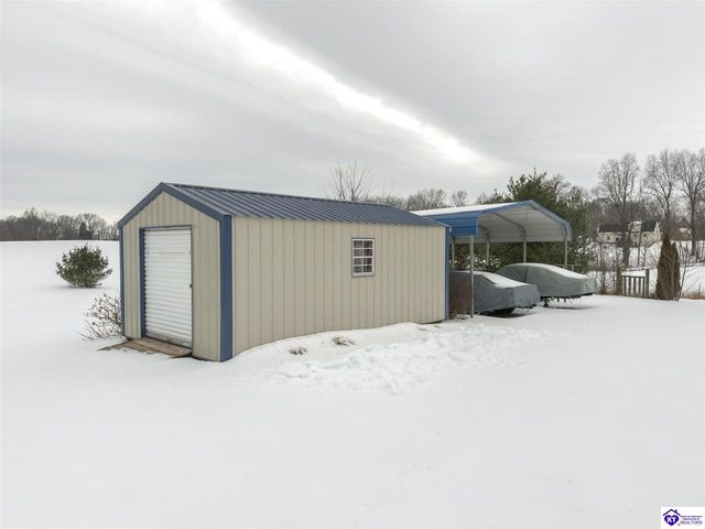 215 County Pond Road, Vine Grove, KY 40175