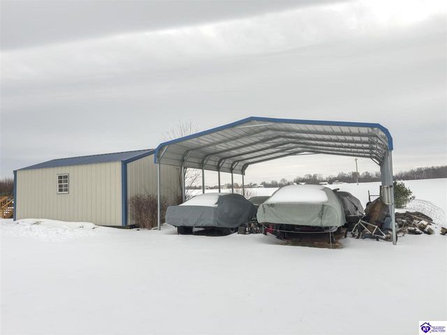 215 County Pond Road, Vine Grove, KY 40175