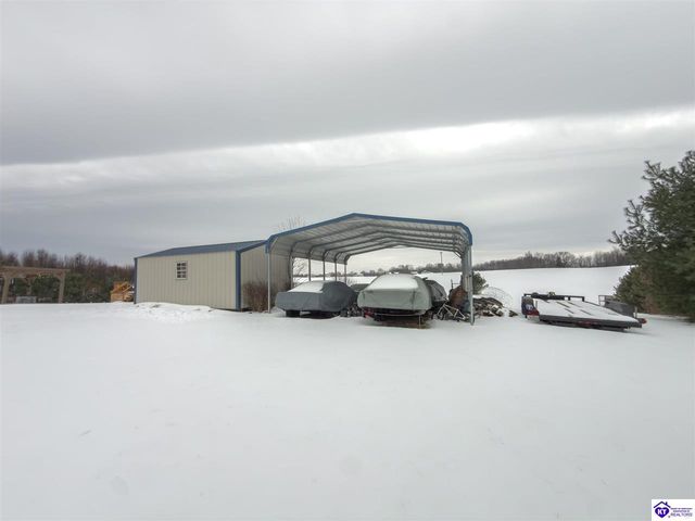 215 County Pond Road, Vine Grove, KY 40175