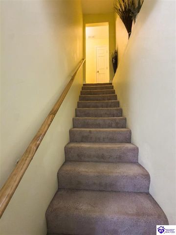 215 County Pond Road, Vine Grove, KY 40175