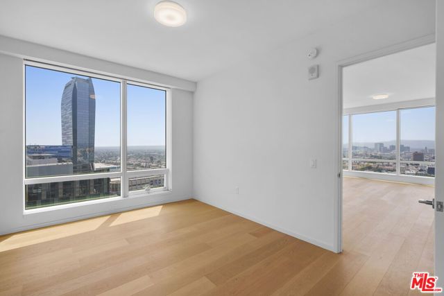 877 Francisco Street 2811, Los Angeles, CA 90017