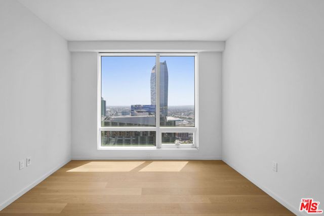 877 Francisco Street 2811, Los Angeles, CA 90017