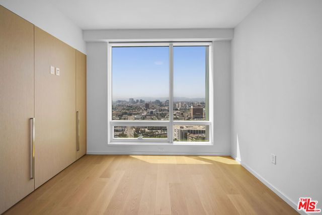 877 Francisco Street 2811, Los Angeles, CA 90017