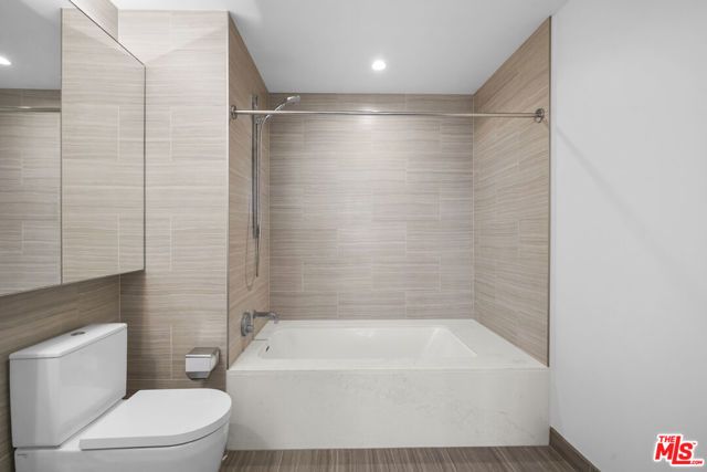 877 Francisco Street 2811, Los Angeles, CA 90017