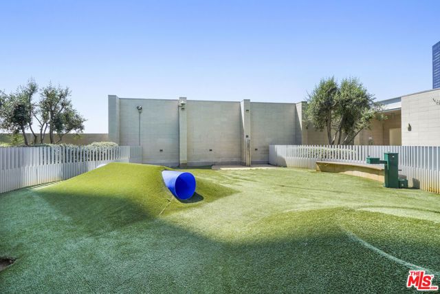 877 Francisco Street 2811, Los Angeles, CA 90017