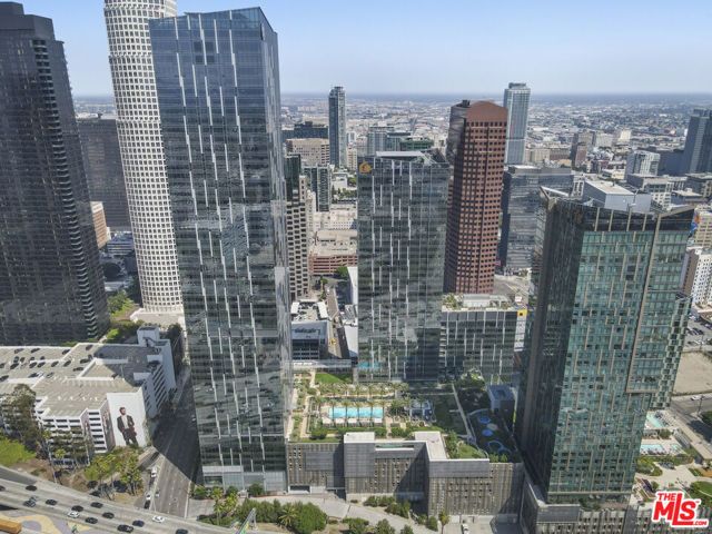 877 Francisco Street 2811, Los Angeles, CA 90017