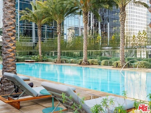 877 Francisco Street 2811, Los Angeles, CA 90017