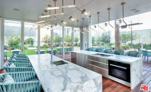 877 Francisco Street 2811, Los Angeles, CA 90017