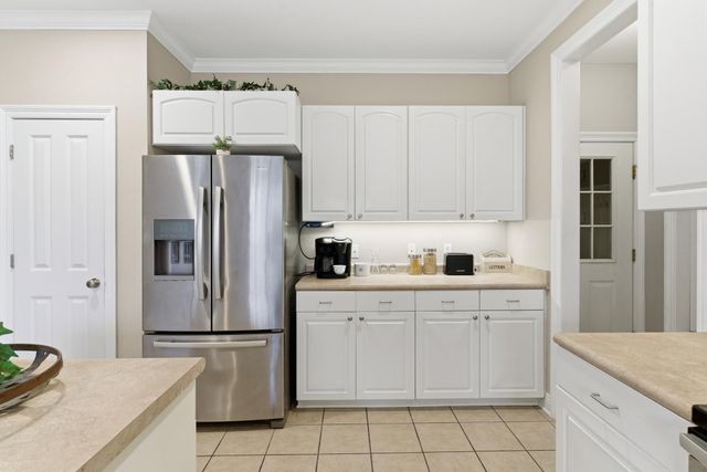 6 Stratford Ct., Hattiesburg, MS 39402