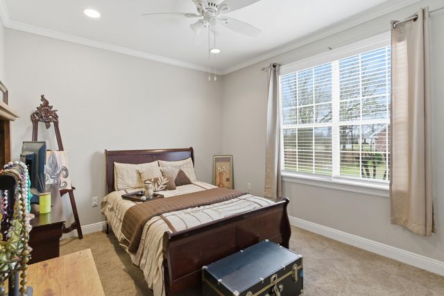 6 Stratford Ct., Hattiesburg, MS 39402