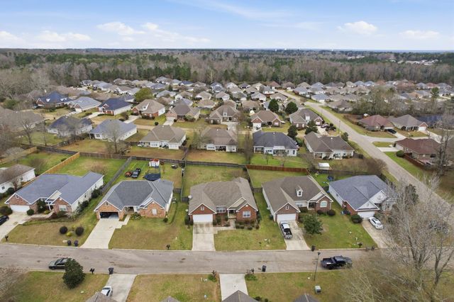 6 Stratford Ct., Hattiesburg, MS 39402