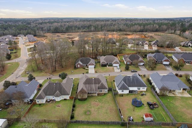 6 Stratford Ct., Hattiesburg, MS 39402