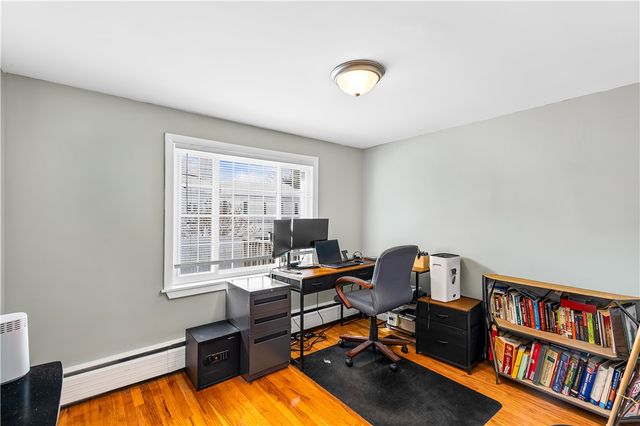 80 Twin Oak Drive, Warwick, RI 02889