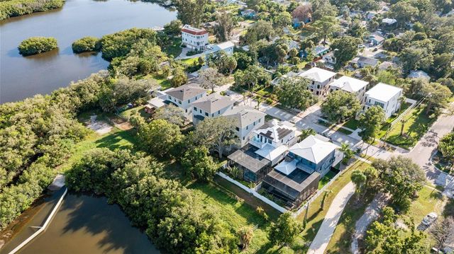 2624 QUINCY STREET S, Gulfport, FL 33711