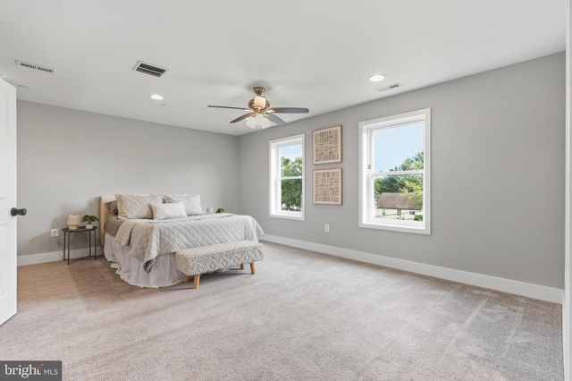 5801 CARTER AVE, Baltimore, MD 21214