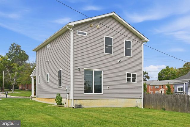 5801 CARTER AVE, Baltimore, MD 21214