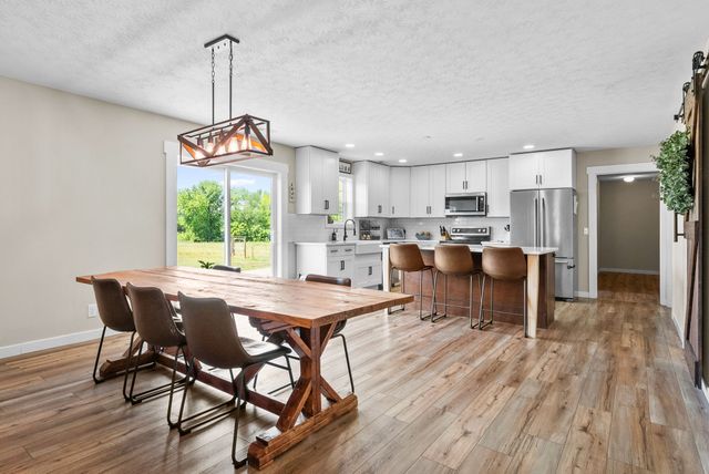 6026 Buzzard Creek Rd, Cedar Hill, TN 37032