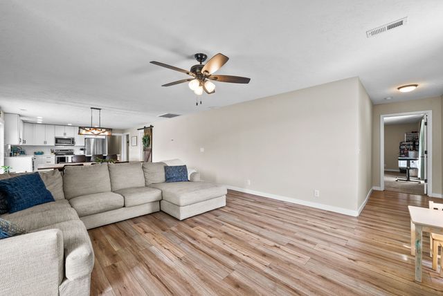 6026 Buzzard Creek Rd, Cedar Hill, TN 37032