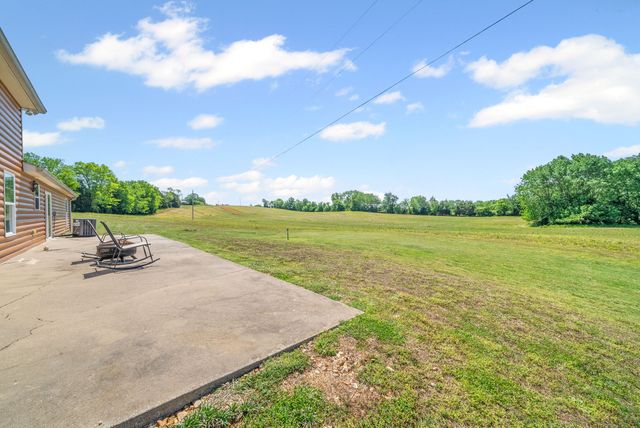 6026 Buzzard Creek Rd, Cedar Hill, TN 37032