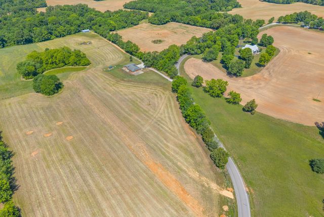6026 Buzzard Creek Rd, Cedar Hill, TN 37032