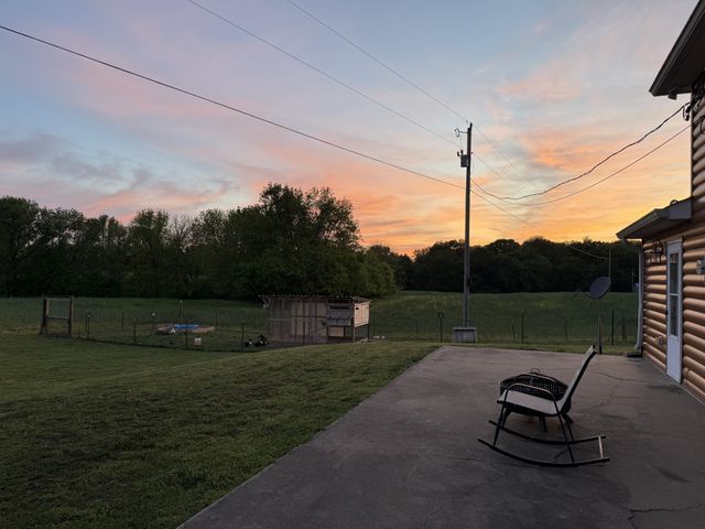 6026 Buzzard Creek Rd, Cedar Hill, TN 37032