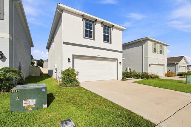 2763 COMMON FIG RUN, Wesley Chapel, FL 33543