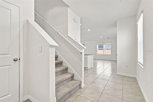 2763 COMMON FIG RUN, Wesley Chapel, FL 33543