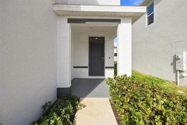 2763 COMMON FIG RUN, Wesley Chapel, FL 33543