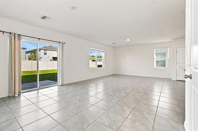 2763 COMMON FIG RUN, Wesley Chapel, FL 33543
