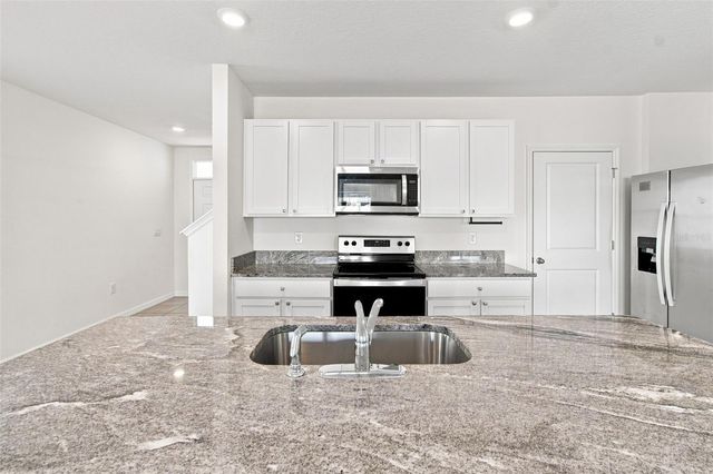 2763 COMMON FIG RUN, Wesley Chapel, FL 33543