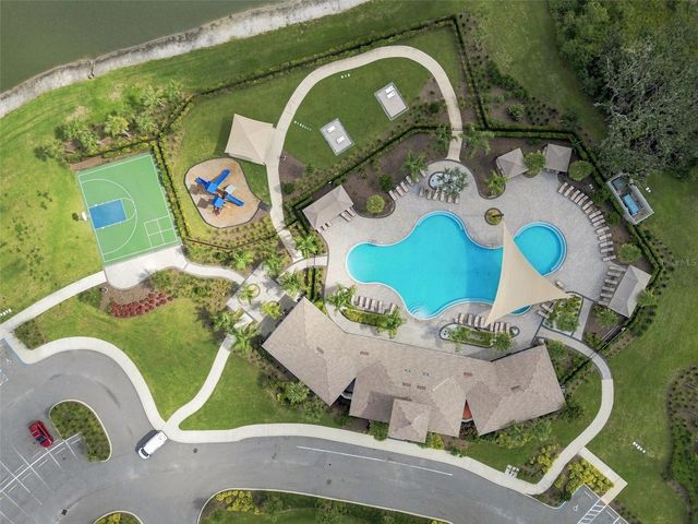 2763 COMMON FIG RUN, Wesley Chapel, FL 33543
