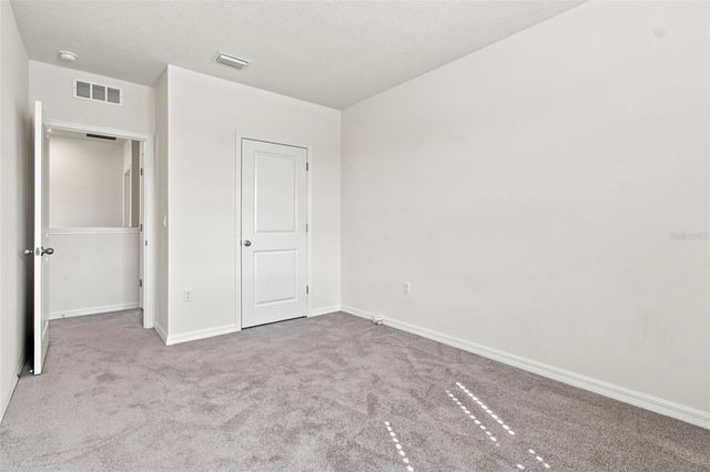 2763 COMMON FIG RUN, Wesley Chapel, FL 33543