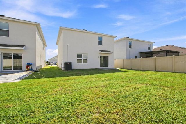 2763 COMMON FIG RUN, Wesley Chapel, FL 33543