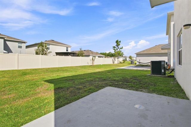 2763 COMMON FIG RUN, Wesley Chapel, FL 33543