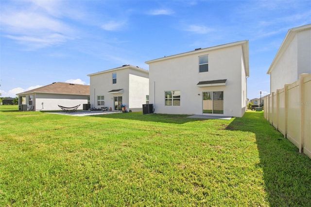 2763 COMMON FIG RUN, Wesley Chapel, FL 33543