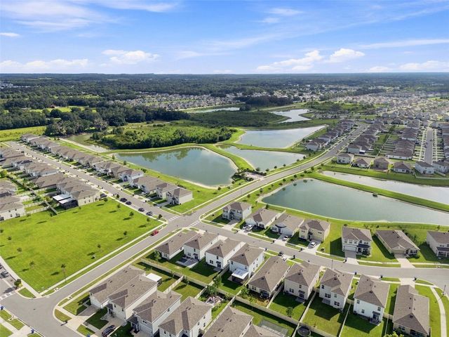 2763 COMMON FIG RUN, Wesley Chapel, FL 33543