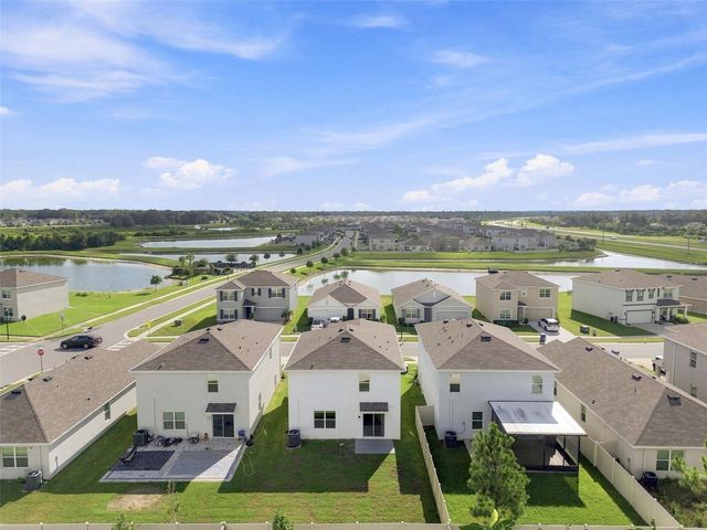 2763 COMMON FIG RUN, Wesley Chapel, FL 33543