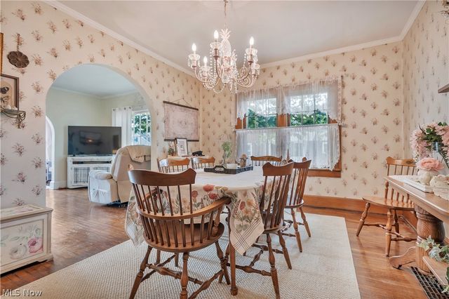 921 E Gorgas Street, Louisville, OH 44641