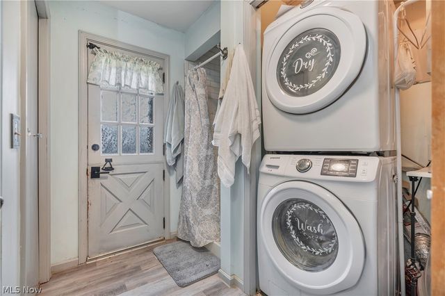 921 E Gorgas Street, Louisville, OH 44641