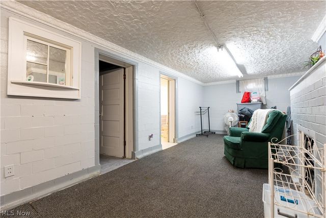 921 E Gorgas Street, Louisville, OH 44641