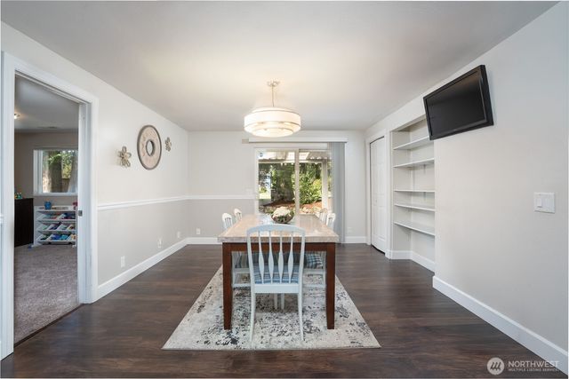 12015 59th Avenue E, Puyallup, WA 98373