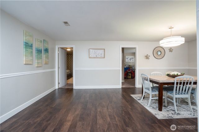 12015 59th Avenue E, Puyallup, WA 98373
