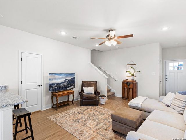 13710 Enzo Gate, San Antonio, TX 78253