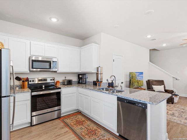 13710 Enzo Gate, San Antonio, TX 78253