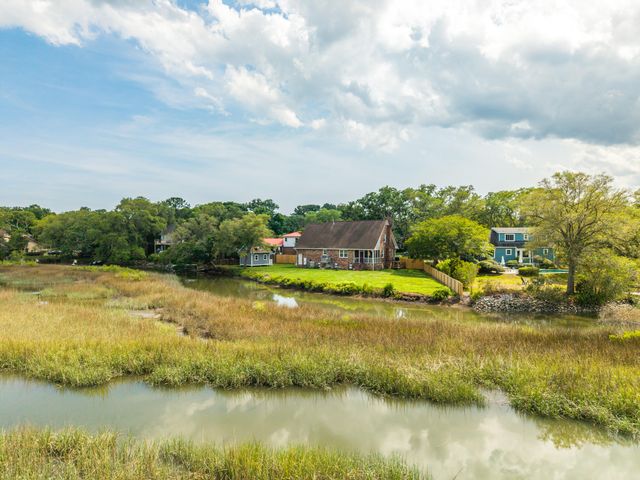 1244 Cornwallis Drive, Charleston, SC 29412